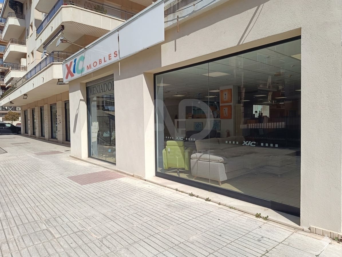 Local Commercial à louer à Barcelone ville - 4 719 € (Ref: 9987716)