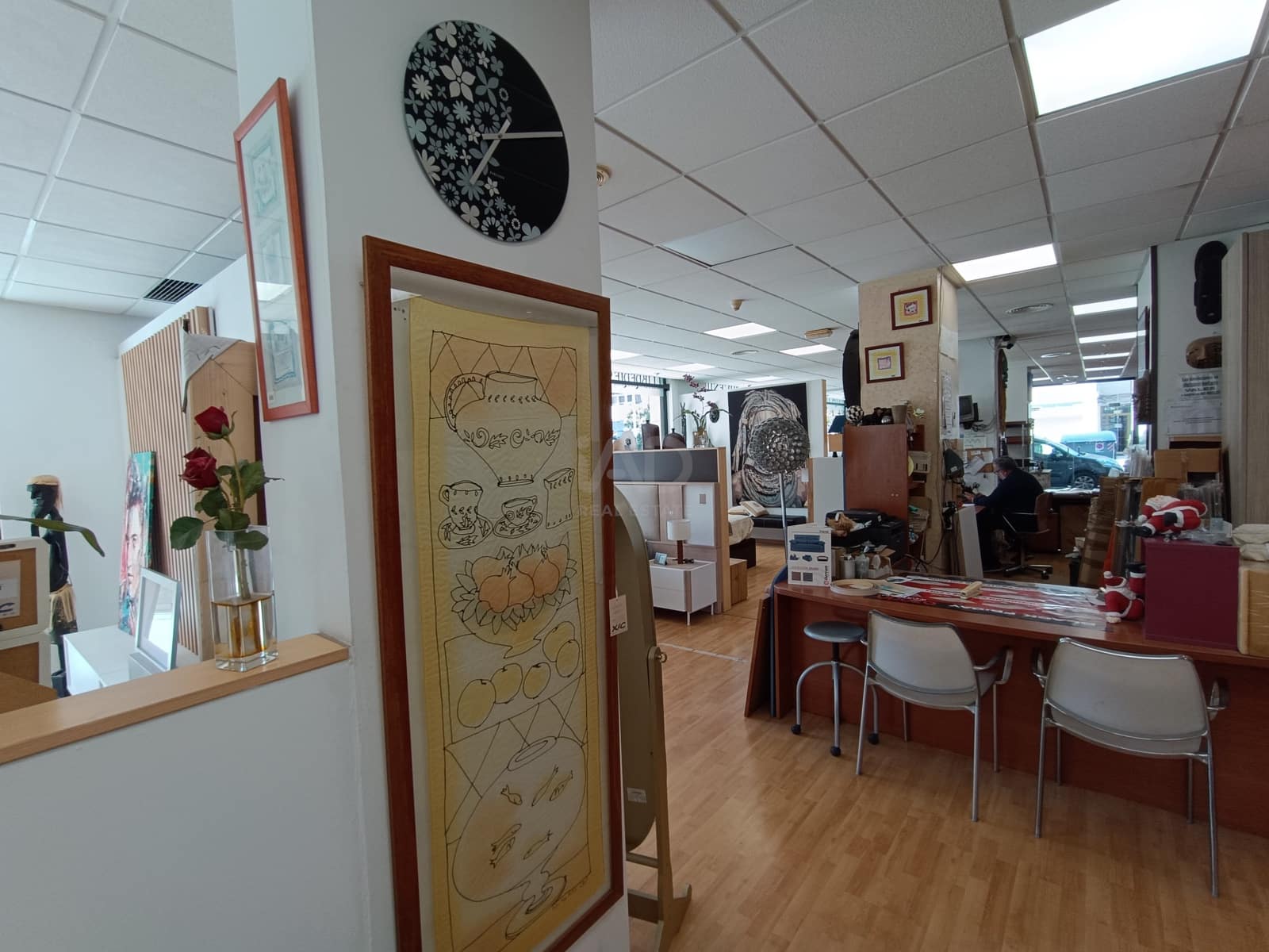 Local Commercial à louer à Barcelone ville - 4 719 € (Ref: 9987716)