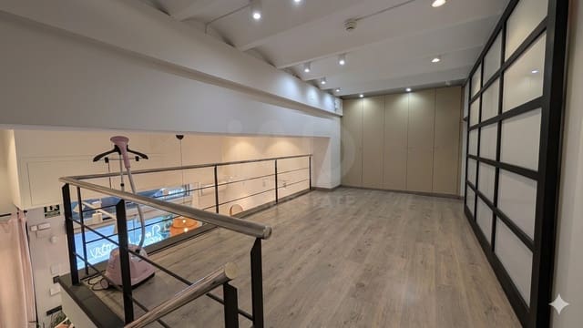 Gewerbe zu verkaufen in Barcelona Stadt - 450.000 € (Ref: 9987724)