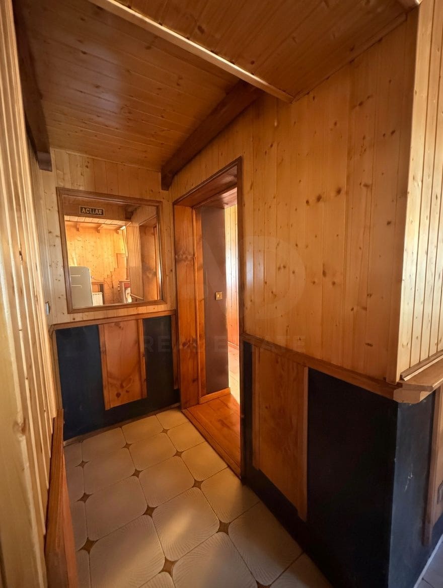 Comercial para venda em Truchas - 499 000 € (Ref: 9987727)
