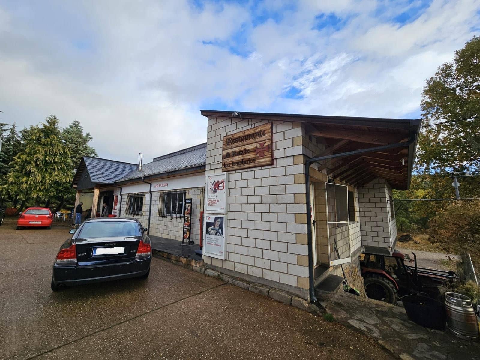 Comercial para venda em Truchas - 499 000 € (Ref: 9987727)