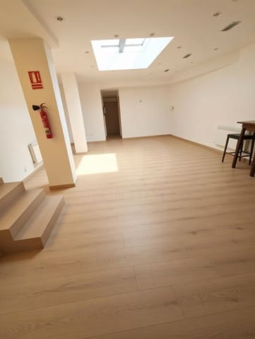 2 Zimmer Gewerbe zu verkaufen in León Stadt - 99.999 € (Ref: 9987728)