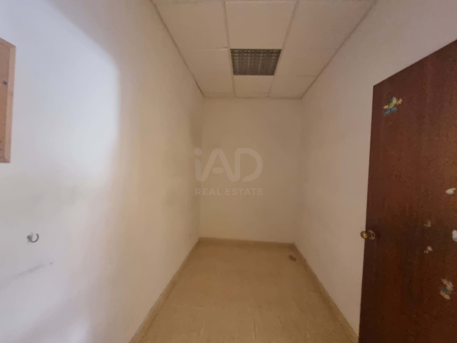 Commercial for rent in Tarragona city - € 363 (Ref: 9987730)