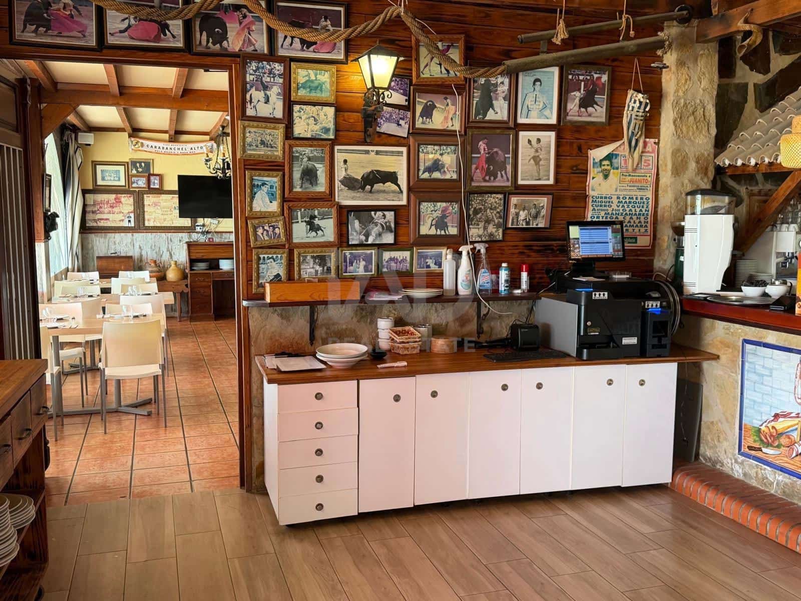 Local Comercial de 2 habitaciones en València ciudad en venta - 380.000 € (Ref: 9987731)
