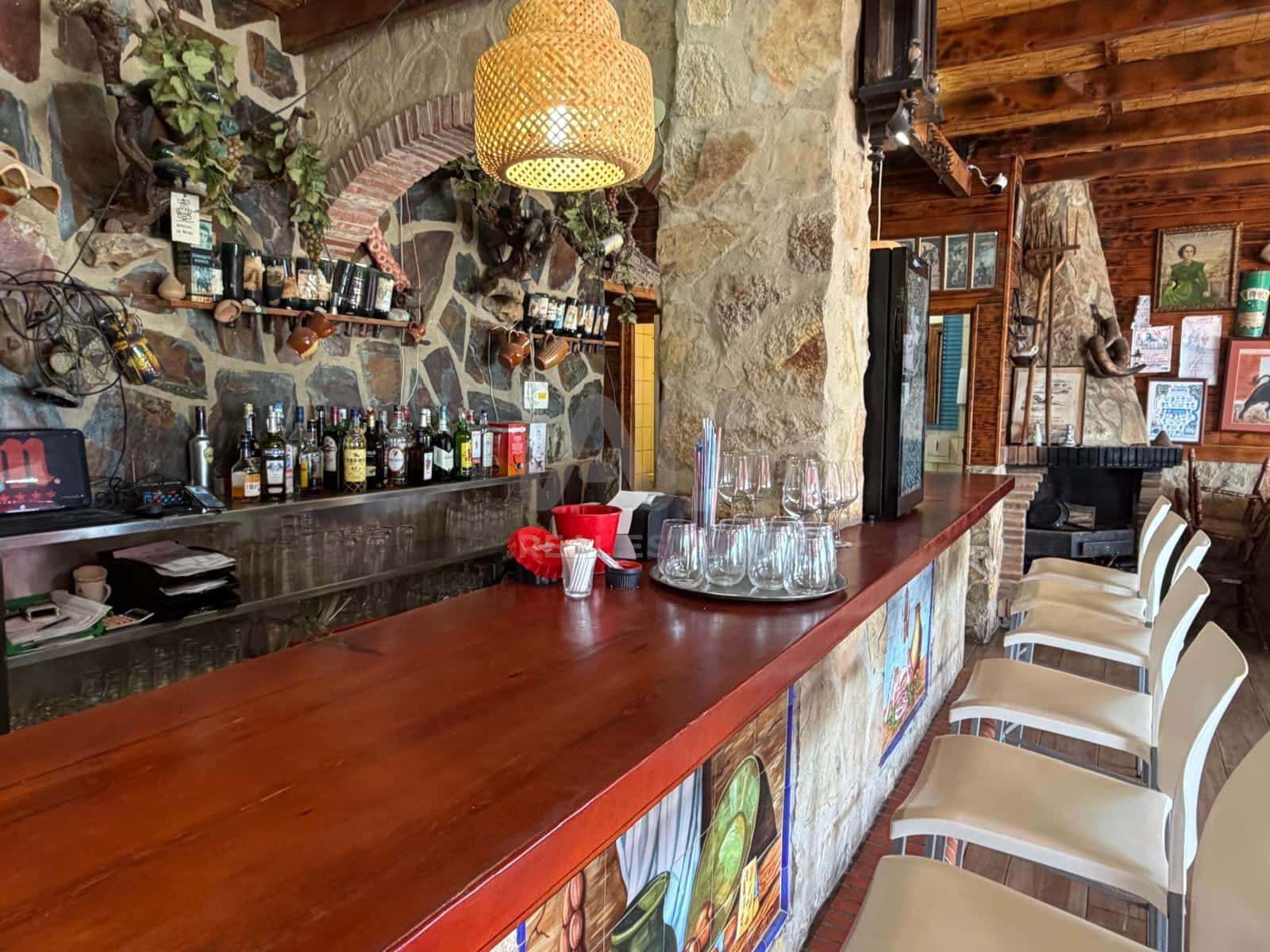 Local Comercial de 2 habitaciones en València ciudad en venta - 380.000 € (Ref: 9987731)