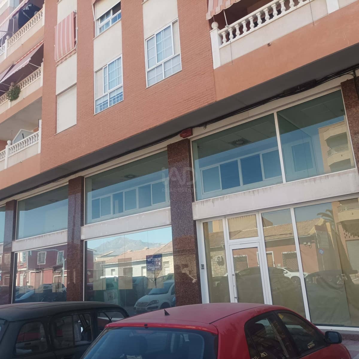 Commerciale in vendita in Alicante citta - 650.000 € (Rif: 9987734)