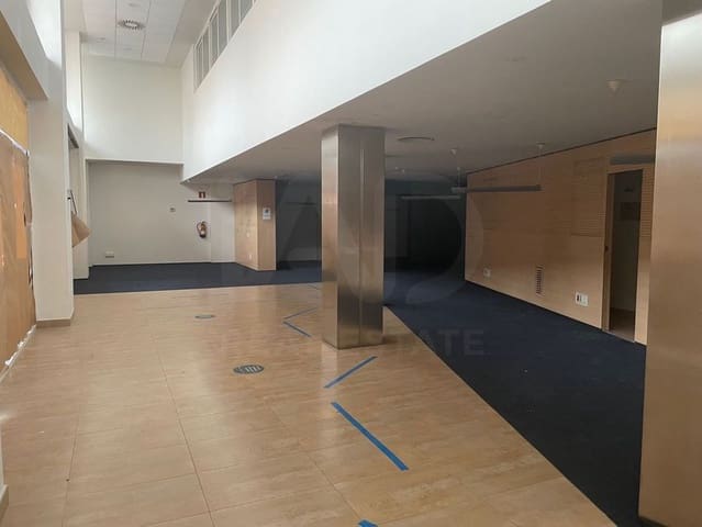 Comercial para venda em Alicante cidade - 650 000 € (Ref: 9987734)