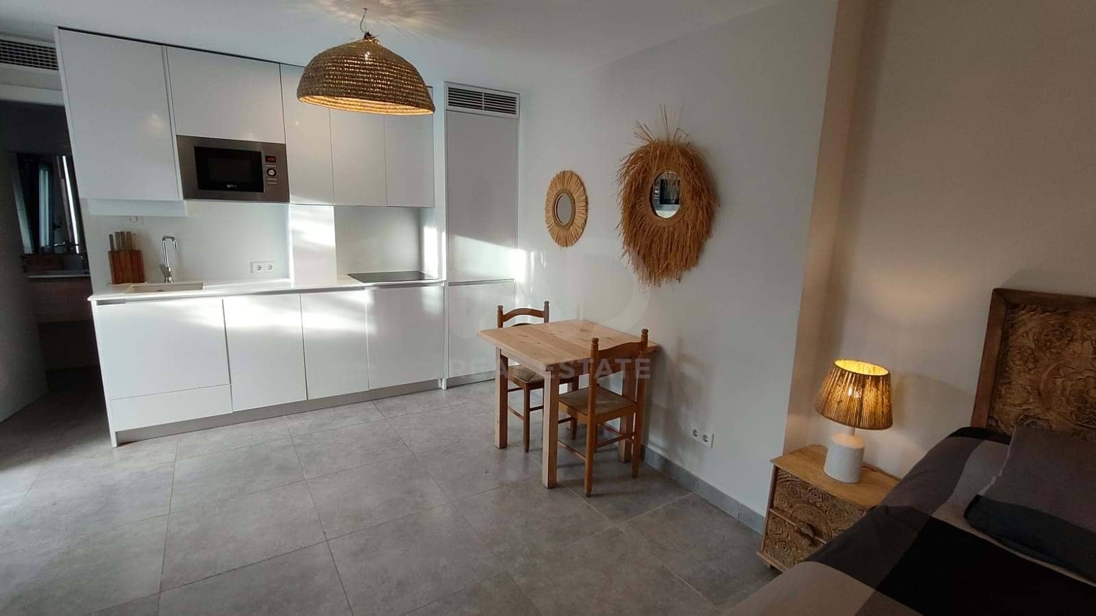 1 makuuhuone Huoneisto myytävänä paikassa San Jose / Sant Josep de Sa Talaia mukana uima-altaan 
autotalli - 350 000 € (Ref: 9987735)