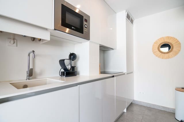 1 soveværelse Lejlighed til salg i San Jose / Sant Josep de Sa Talaia med swimmingpool garage - € 350.000 (Ref: 9987735)