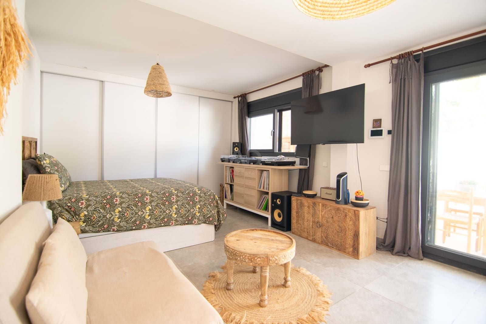 1 makuuhuone Huoneisto myytävänä paikassa San Jose / Sant Josep de Sa Talaia mukana uima-altaan 
autotalli - 350 000 € (Ref: 9987735)