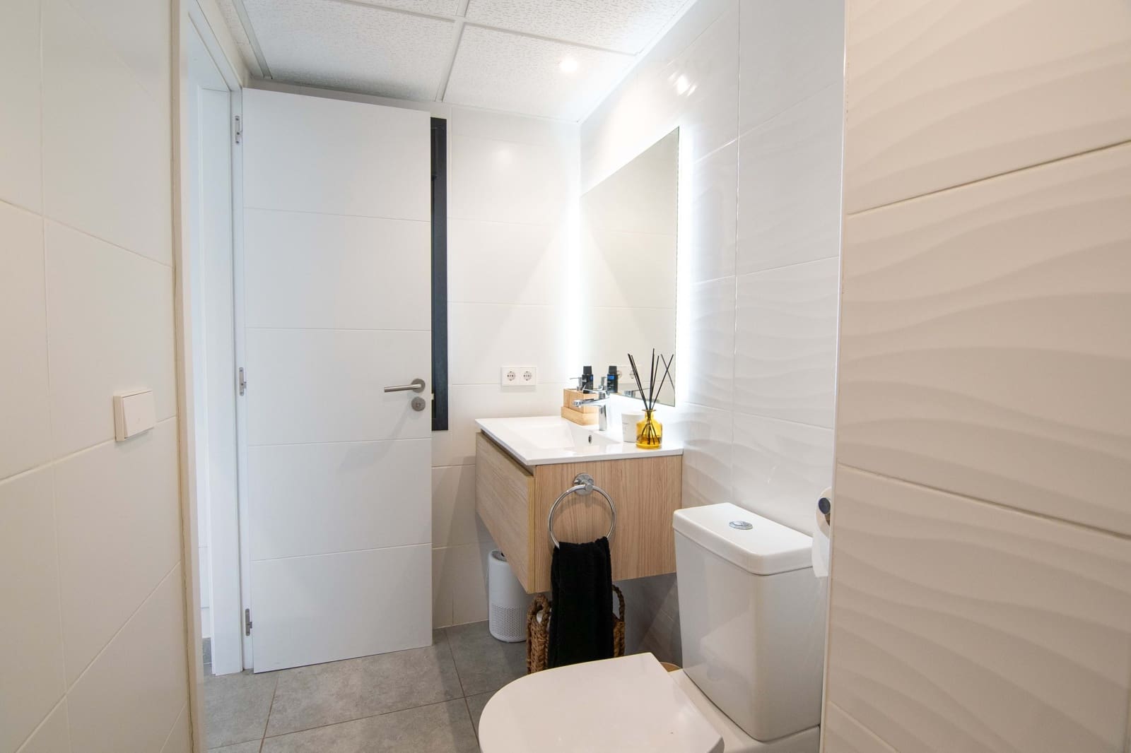 1 makuuhuone Huoneisto myytävänä paikassa San Jose / Sant Josep de Sa Talaia mukana uima-altaan 
autotalli - 350 000 € (Ref: 9987735)
