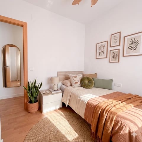 2 bedroom Apartment for sale in La Trinidad, Málaga city - € 240,000 (Ref: 9987741)