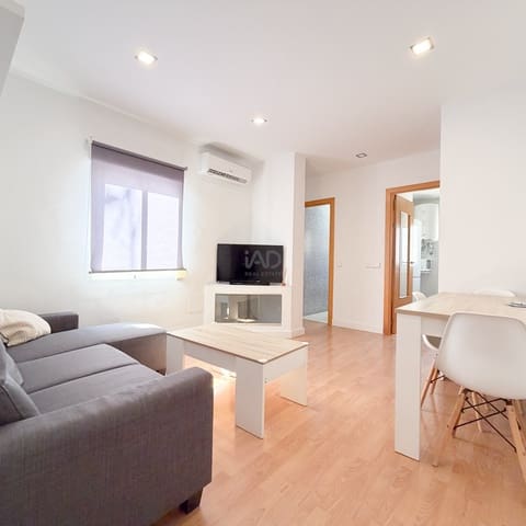 2 bedroom Apartment for sale in La Trinidad, Málaga city - € 240,000 (Ref: 9987741)