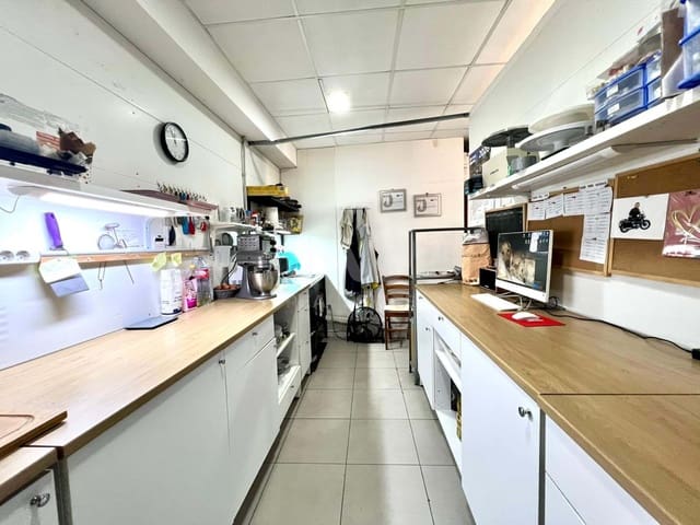 Local Comercial de 2 habitaciones en Tarragona ciudad en venta - 59.900 € (Ref: 9987745)