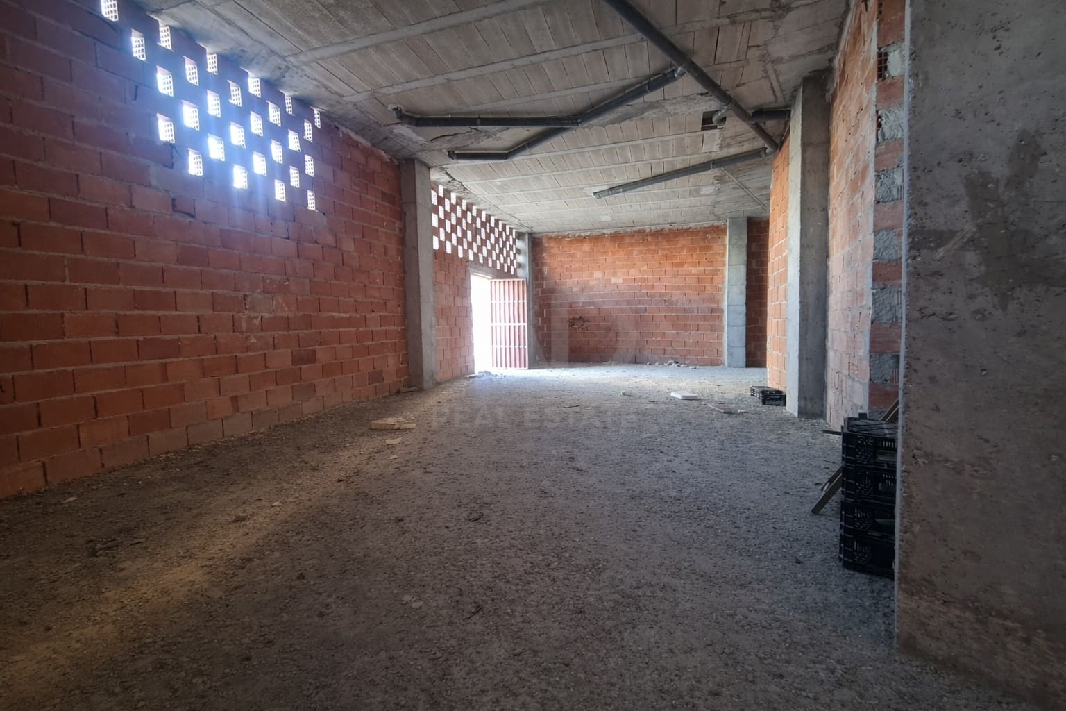 Komercyjne na sprzedaż w Alquerias - 137 000 € (Ref: 9987750)
