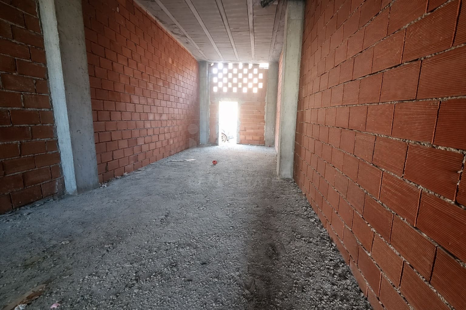 Komercyjne na sprzedaż w Alquerias - 137 000 € (Ref: 9987750)