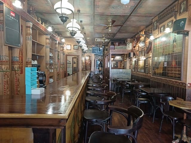 3 slaapkamer Commercieel te koop in Palma de Mallorca - € 370.000 (Ref: 9987751)