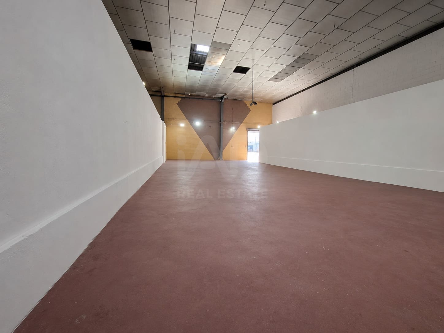 4 Zimmer Gewerbe zu verkaufen in Torremolinos mit Garage - 6.895.000 € (Ref: 9987752)