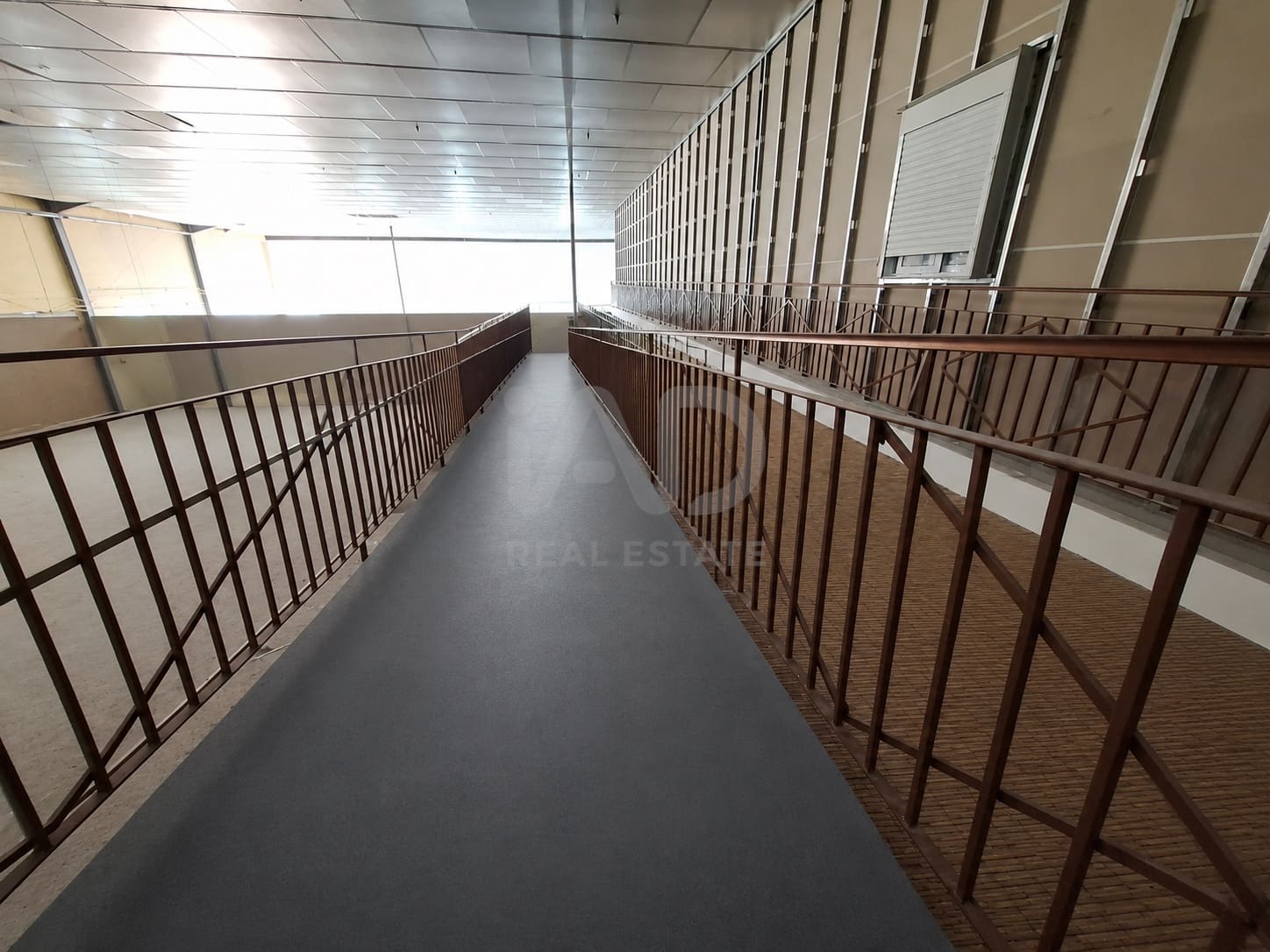 4 Zimmer Gewerbe zu verkaufen in Torremolinos mit Garage - 6.895.000 € (Ref: 9987752)