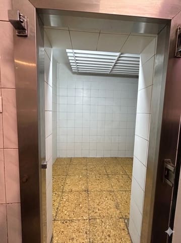 Erhverv til salg i Valladolid by - € 125.000 (Ref: 9987755)
