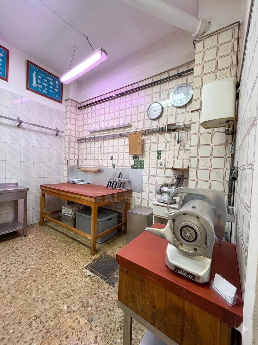 Kommersiell till salu i Valladolid stad - 125 000 € (Ref: 9987755)