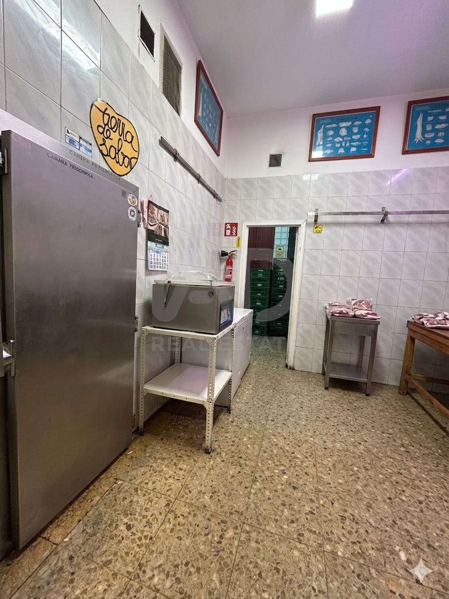 Kommersiell till salu i Valladolid stad - 125 000 € (Ref: 9987755)