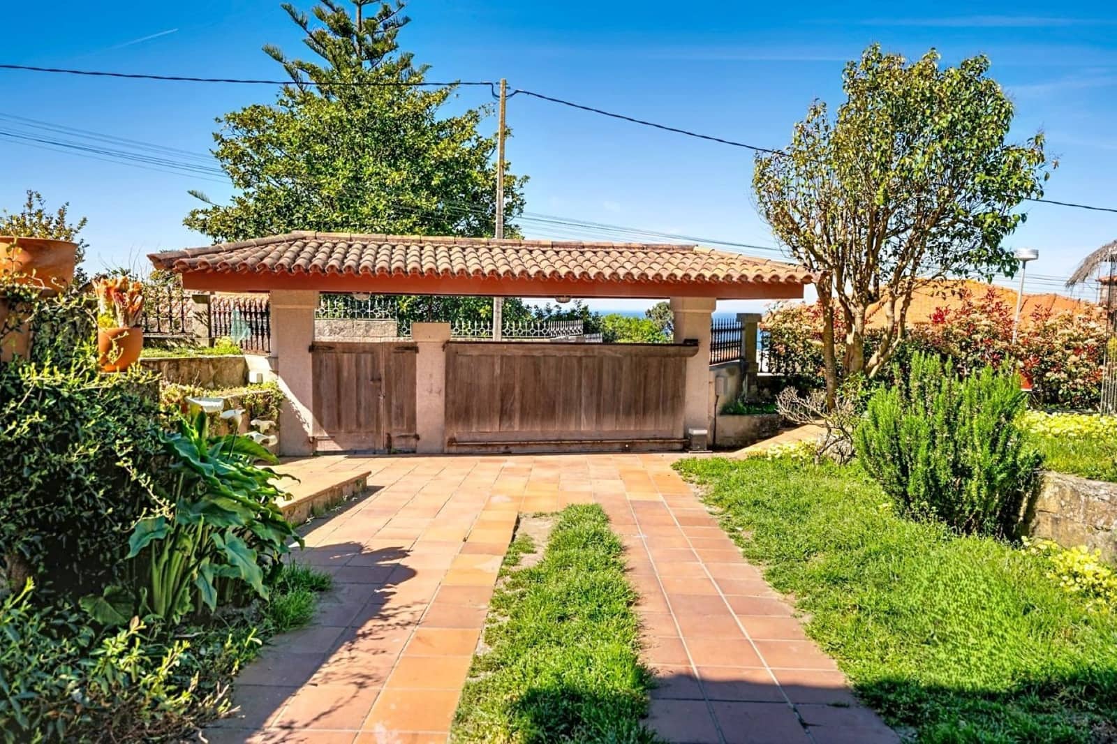 5 chambre Villa/Maison à vendre à Pontevedra ville avec piscine garage - 860 000 € (Ref: 9987756)