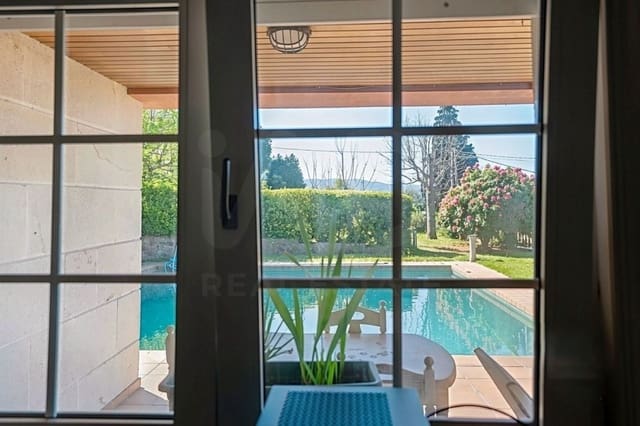 5 soverom Villa til salgs i Pontevedra by med svømmebasseng garasje - € 860 000 (Ref: 9987756)