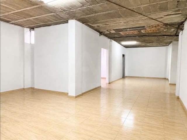 Erhverv til leje i Valencia by - € 1.700 (Ref: 9987757)