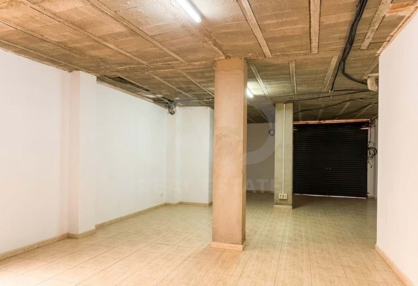 Erhverv til leje i Valencia by - € 1.700 (Ref: 9987757)