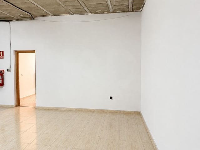 Komercyjne do wynajęcia w Silla - 1 700 € (Ref: 9987757)