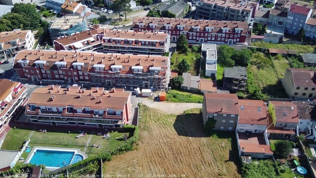 Ubebygd land til salgs i Pontevedra by - € 625 000 (Ref: 9987758)