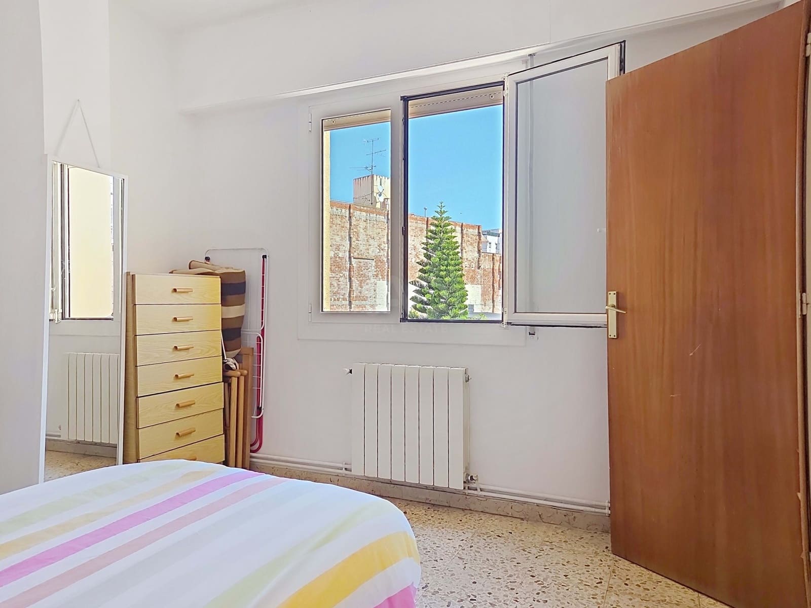 3 soverom Leilighet til salgs i Barcelona by - € 375 000 (Ref: 9987760)