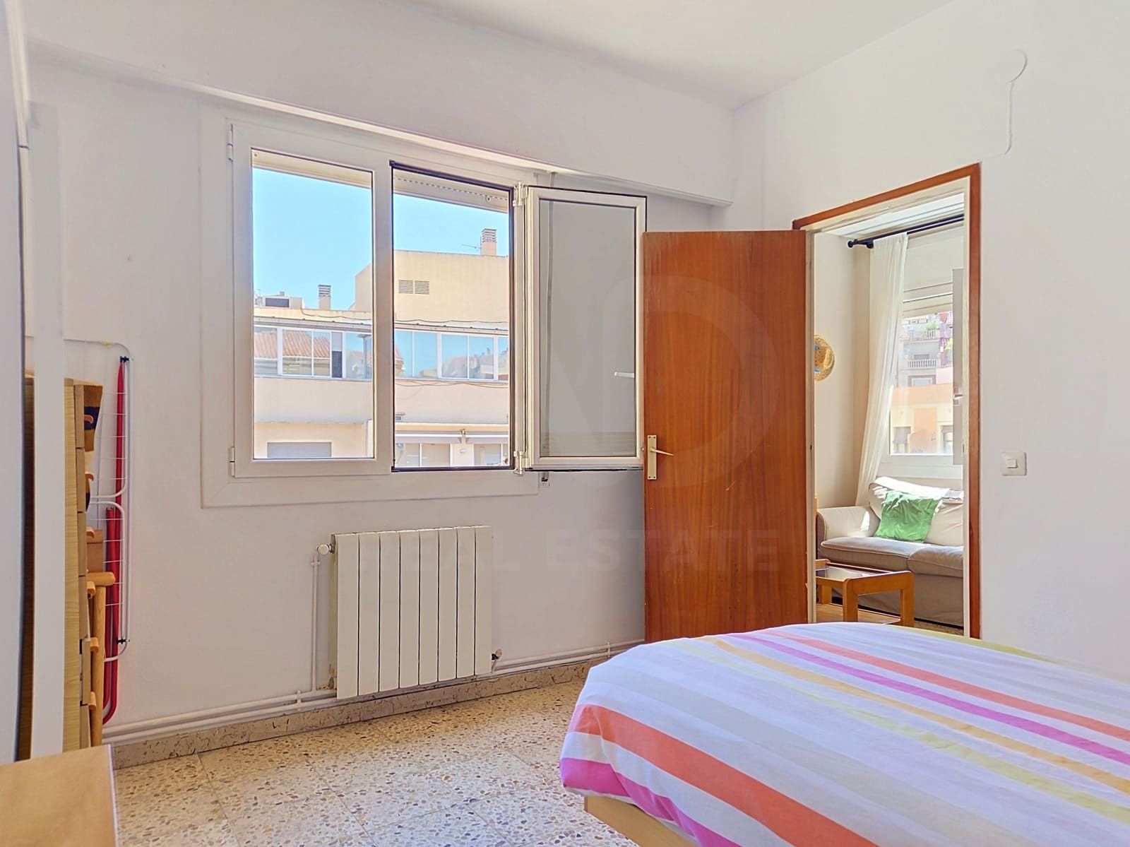 3 soverom Leilighet til salgs i Barcelona by - € 375 000 (Ref: 9987760)