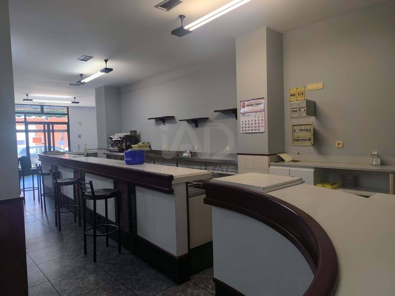 4 soverom Kommersiell til salgs i Leon by - € 160 000 (Ref: 9987762)