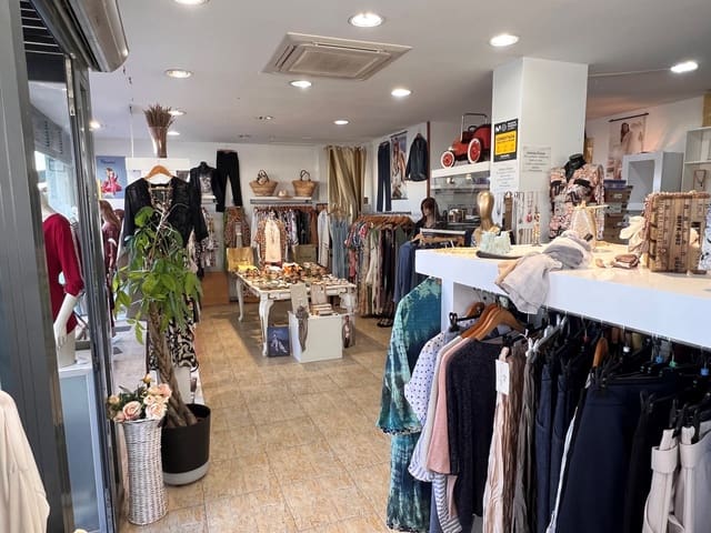 2 quarto Comercial para arrendar em Tarragona cidade - 1 450 € (Ref: 9987764)