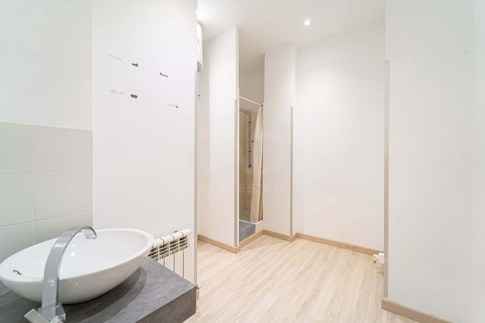 Local Comercial en Madrid ciudad en venta - 499.000 € (Ref: 9987765)
