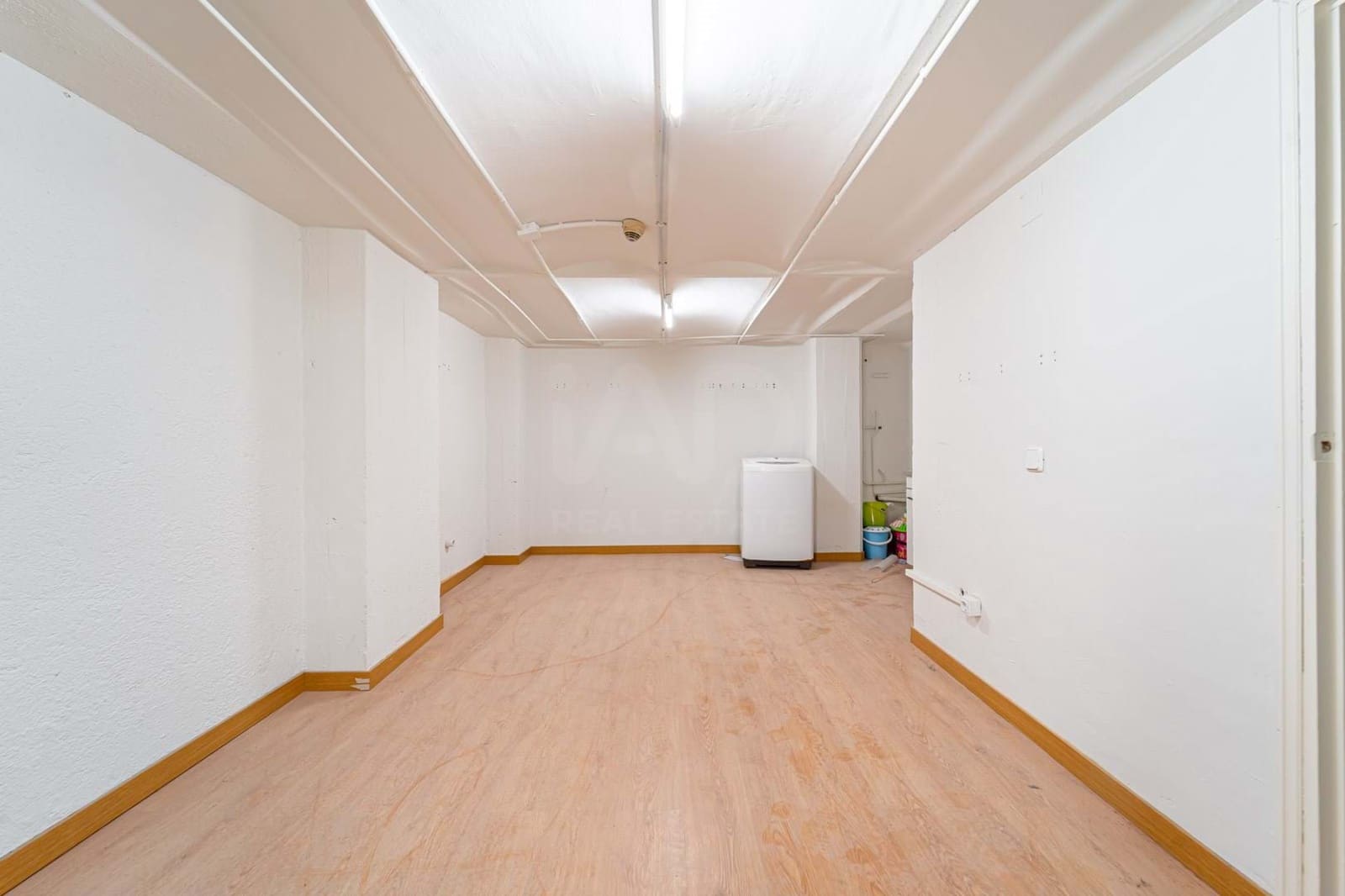 Local Comercial en Madrid ciudad en venta - 499.000 € (Ref: 9987765)