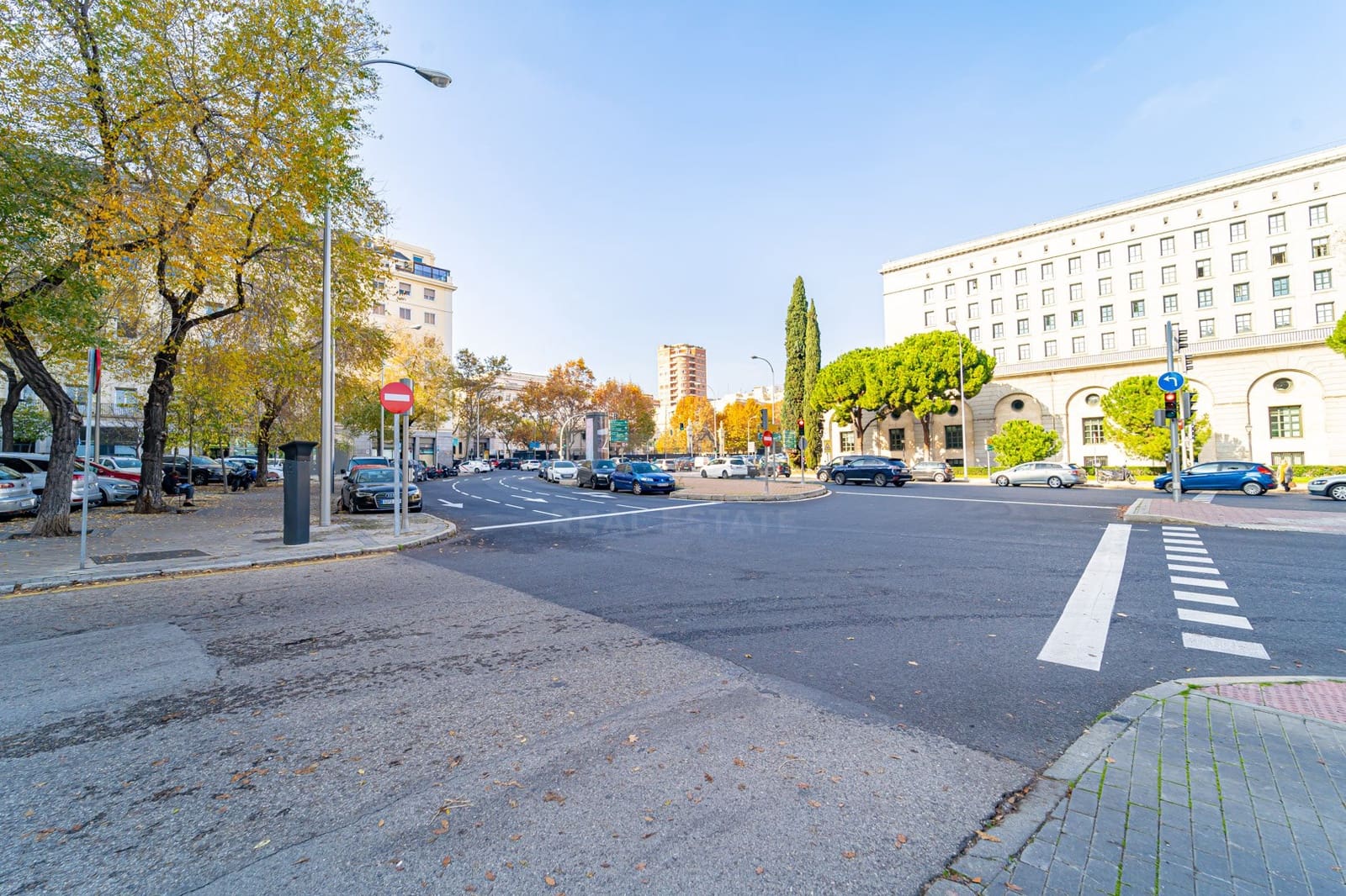 Local Comercial en Madrid ciudad en venta - 499.000 € (Ref: 9987765)