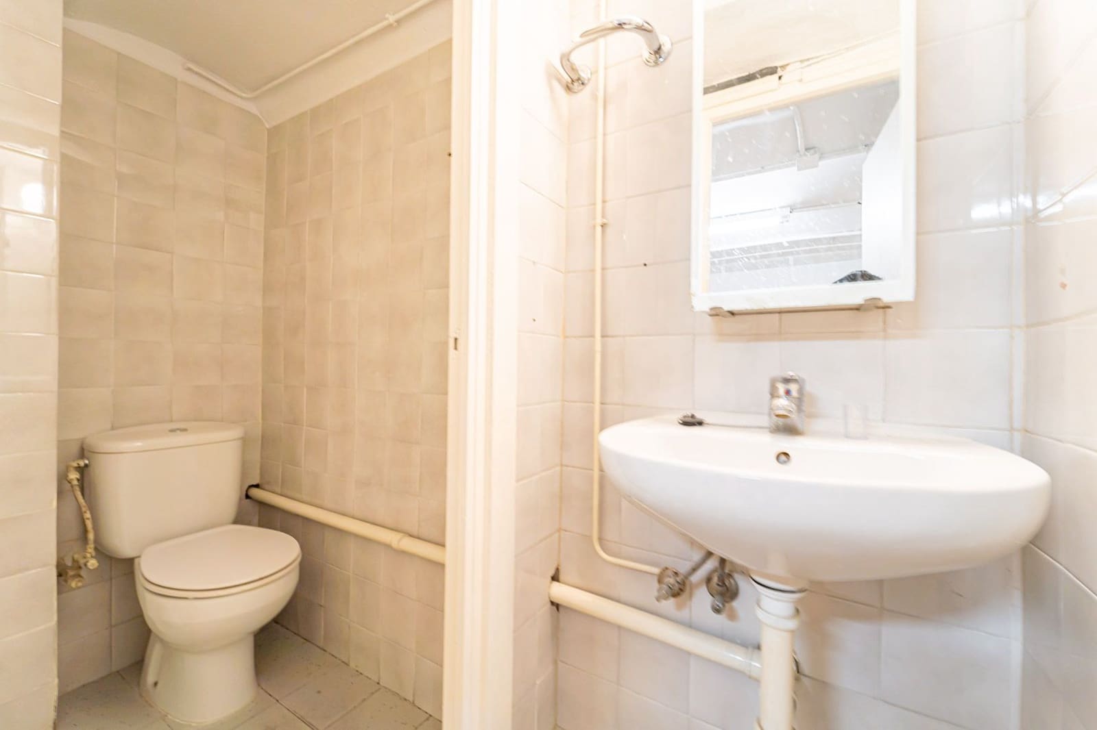 Commercial for sale in Madrid city - € 499,000 (Ref: 9987765)