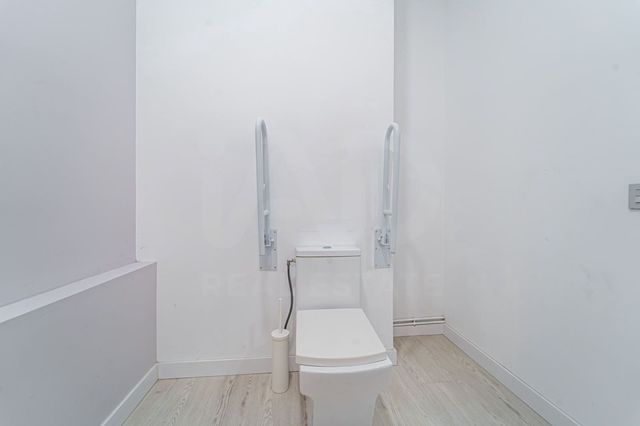 Kommersiell till salu i Madrid stad - 499 000 € (Ref: 9987765)