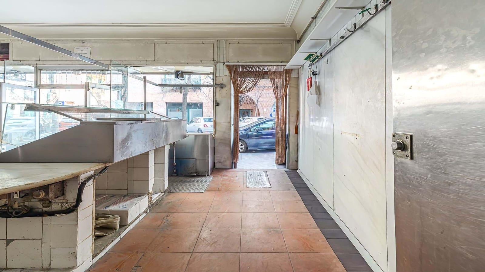 1 soveværelse Erhverv til leje i Madrid by - € 2.000 (Ref: 9987768)