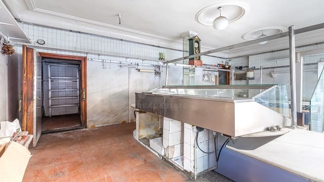1 soveværelse Erhverv til leje i Madrid by - € 2.000 (Ref: 9987768)