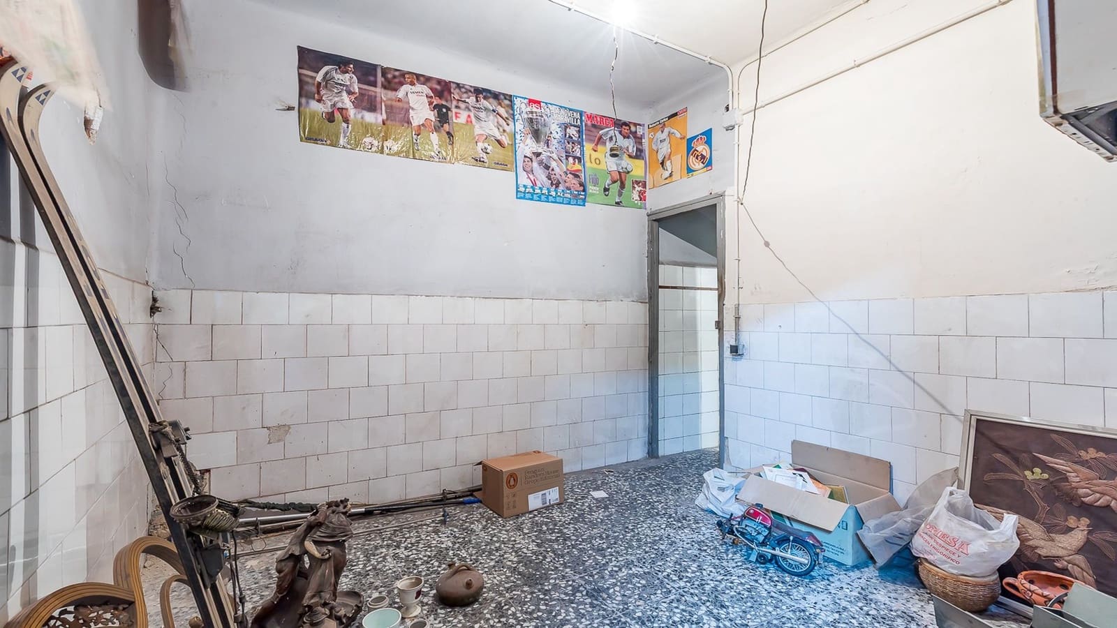 1 bedroom Commercial for rent in Madrid city - € 2,000 (Ref: 9987768)