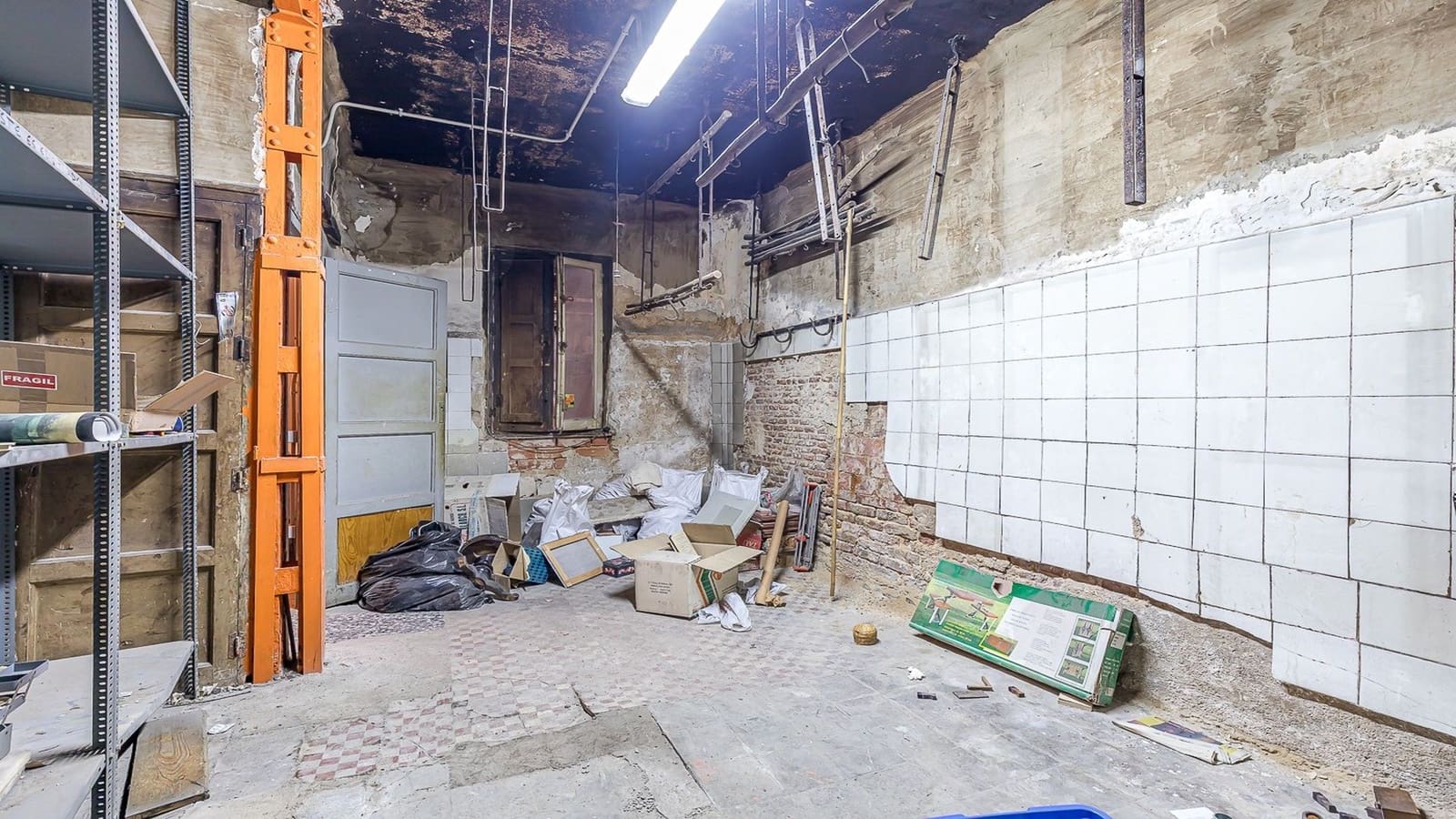 1 bedroom Commercial for rent in Madrid city - € 2,000 (Ref: 9987768)