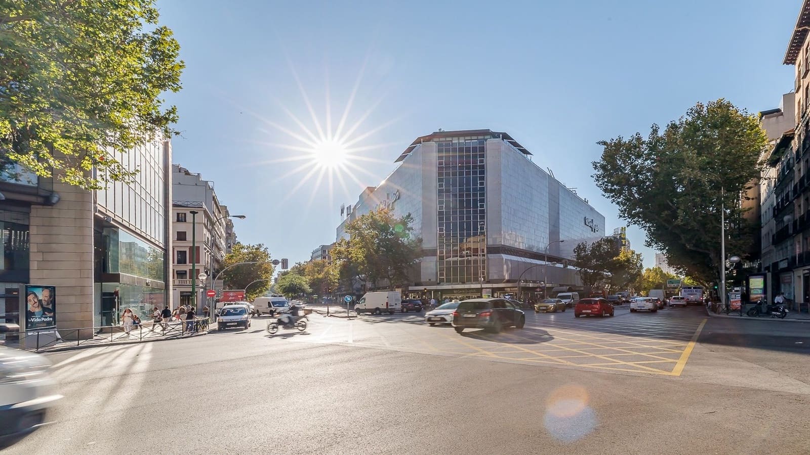 1 bedroom Commercial for rent in Madrid city - € 2,000 (Ref: 9987768)