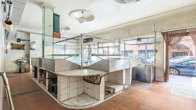 1 sovrum Kommersiell att hyra i Madrid stad - 2 000 € (Ref: 9987768)