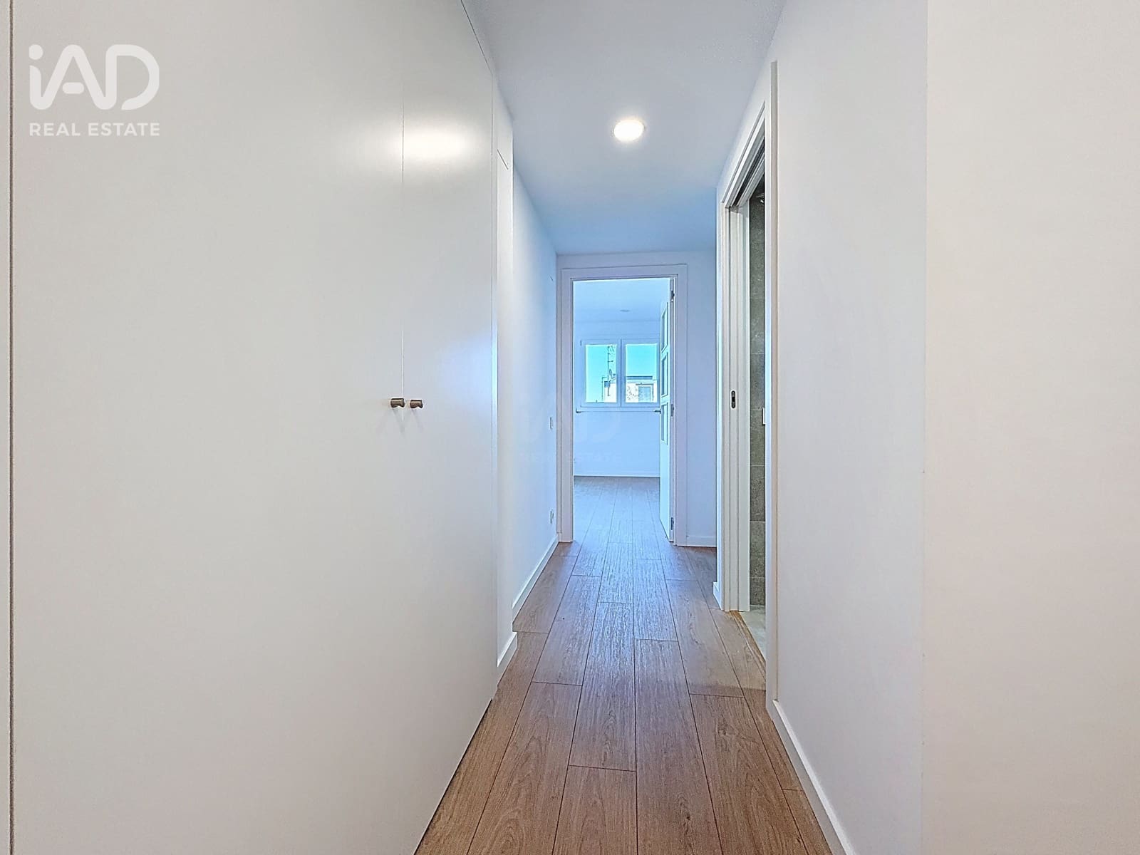 3 sypialnia Apartament na sprzedaż w Miasto Barcelona z garażem - 335 000 € (Ref: 9987770)