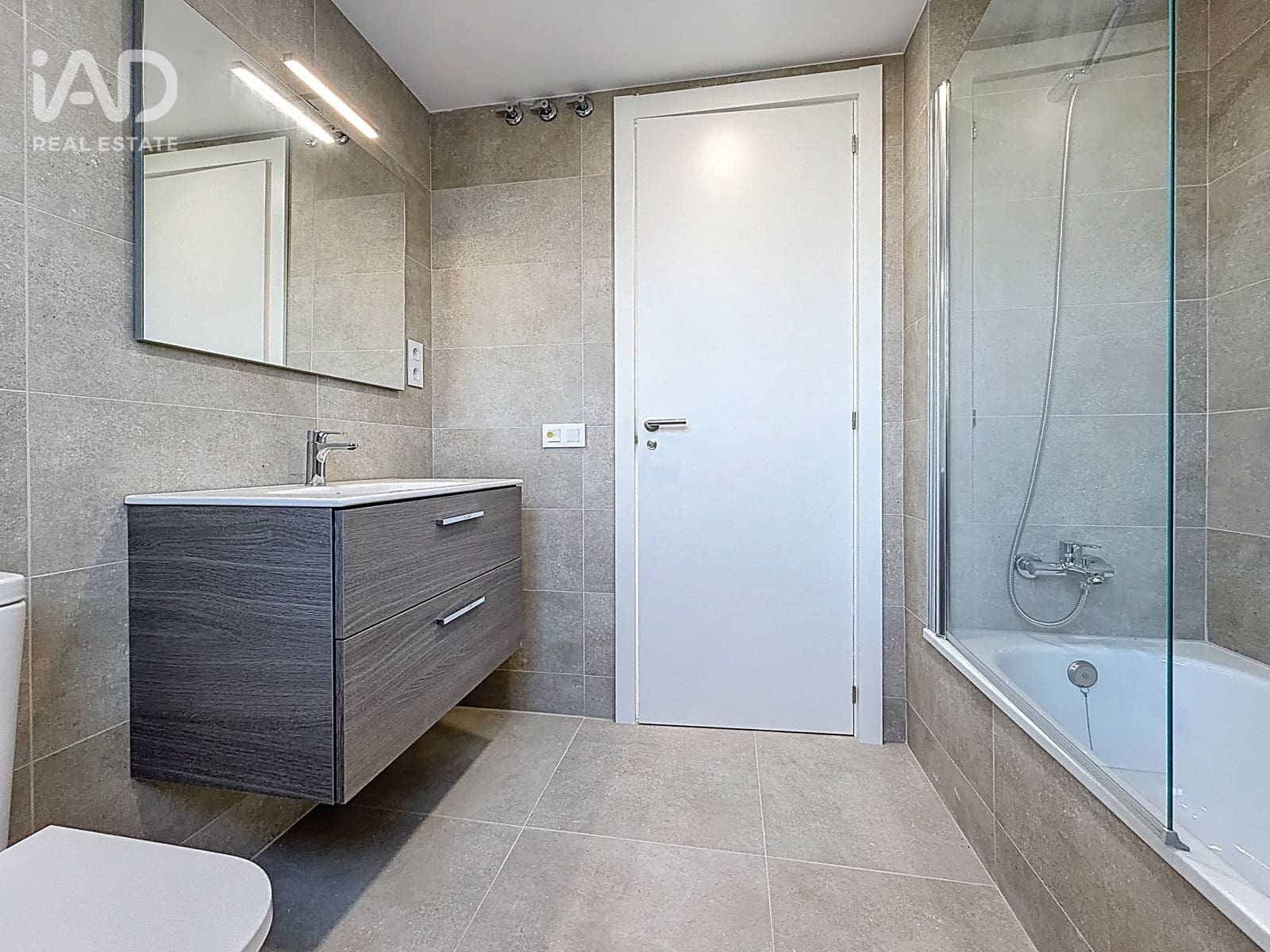 3 sypialnia Apartament na sprzedaż w Miasto Barcelona z garażem - 335 000 € (Ref: 9987770)