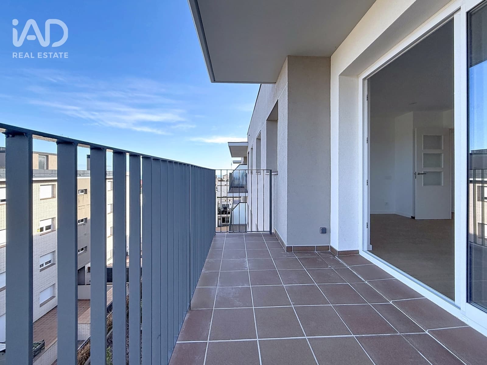 3 sypialnia Apartament na sprzedaż w Miasto Barcelona z garażem - 335 000 € (Ref: 9987770)